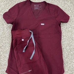Figs scrubs